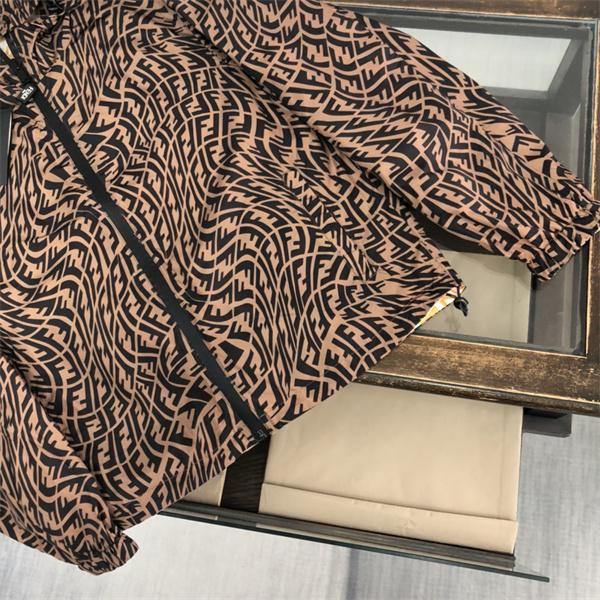 FENDI フェンディ コピー 冬仕様 FF迷彩風 リバーシブル ジャケット 2025秋冬 売れ筋