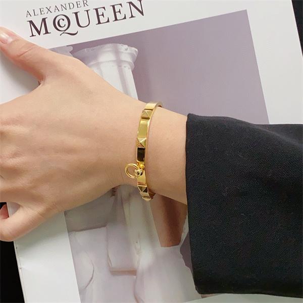 上品❤カルティエバングルコピー❤Cartierアクセサリー激安❤クリスマスギフト最適