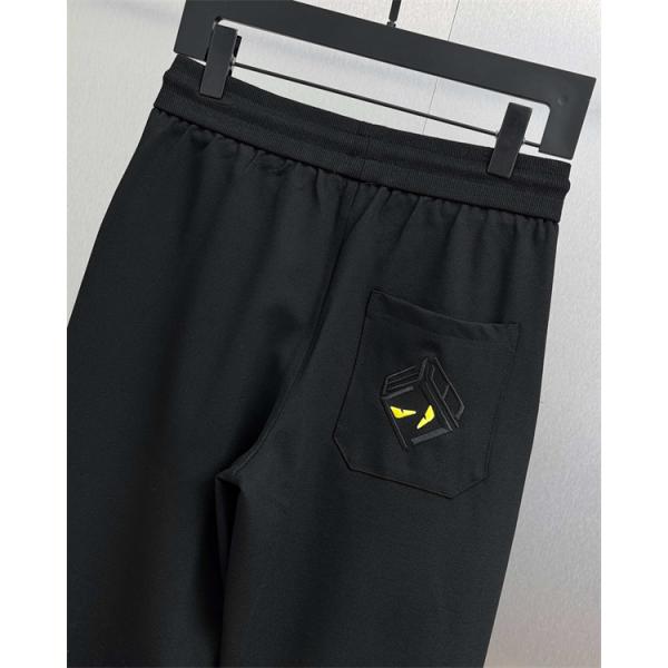  2025秋冬注目・軽量ストレッチ モンスターアイ スウェットパンツ FENDI フェンディ コピー 新入荷