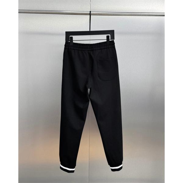 FENDI フェンディ コピー 2025秋冬限定・ふんわり カールロゴ スウェットパンツ 必見アイテム