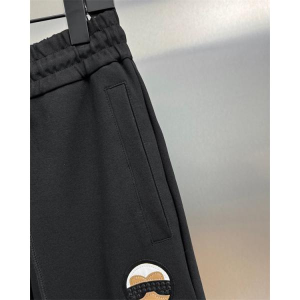 FENDI フェンディ コピー 2025秋冬限定・ふんわり カールロゴ スウェットパンツ 必見アイテム