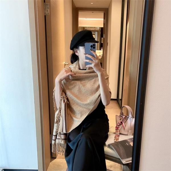  FENDI フェンディ コピー2025秋冬注目度UP・ライトタッチショール 売れ筋ランキング