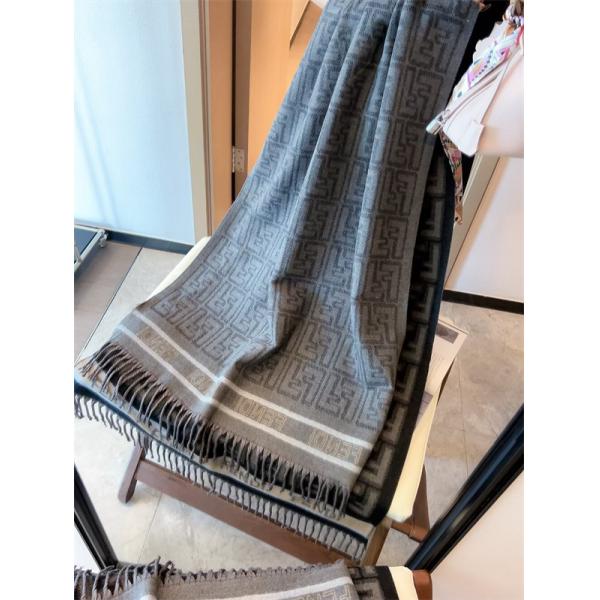  FENDI フェンディ コピー2025秋冬注目度UP・ライトタッチショール 売れ筋ランキング