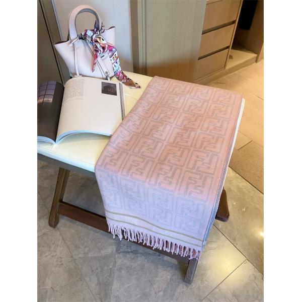 2025秋冬先取り・スウィート柔彩ストール FENDI フェンディ スーパーコピー人気セレクト