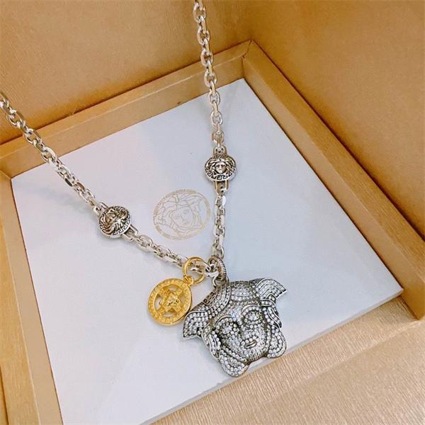 激安☆Versaceヴェルサーチネックレスコピー アクセサリー通販2025トレンドファッション