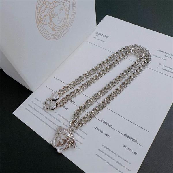 2025-2026注目作Versace★★ヴェルサーチネックレスコピー 洗練されたデザイン 特別な贈り物