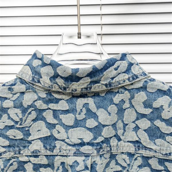 LOUIS VUITTON ルイヴィトン スーパーコピー 2025秋冬 上質感 軽やかデザイン ブルー デニムシャツ 注目