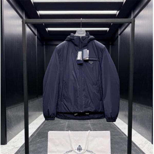 2025-2026最新☆Prada Re-Nylon プラダダウンジャケットコピーおしゃれ高級感抜群保温性抜群