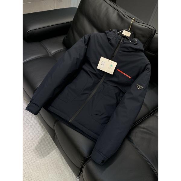 ☆大注目☆Prada プラダダウンジャケットコピー保温性抜群2025-2026流行秋冬トレンド上品