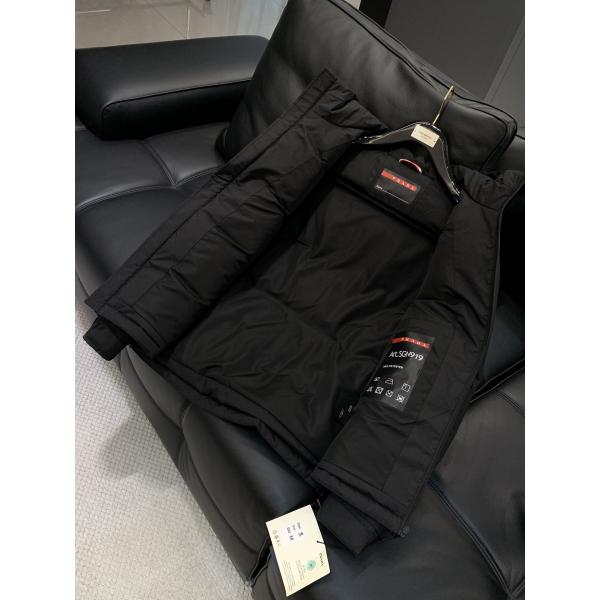 ☆大注目☆Prada プラダダウンジャケットコピー保温性抜群2025-2026流行秋冬トレンド上品