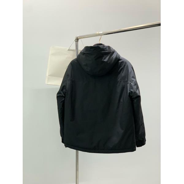 ☆大注目☆Prada プラダダウンジャケットコピー保温性抜群2025-2026流行秋冬トレンド上品