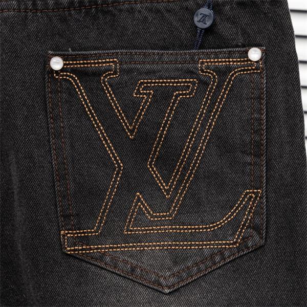 2025秋冬 ラック 洗練 トレンド映え LOUIS VUITTON ルイヴィトン コピー デニムジーンズ