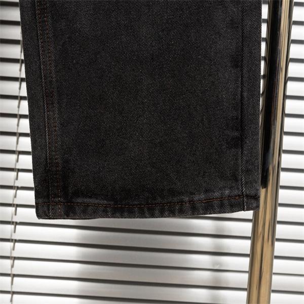 2025秋冬 ラック 洗練 トレンド映え LOUIS VUITTON ルイヴィトン コピー デニムジーンズ