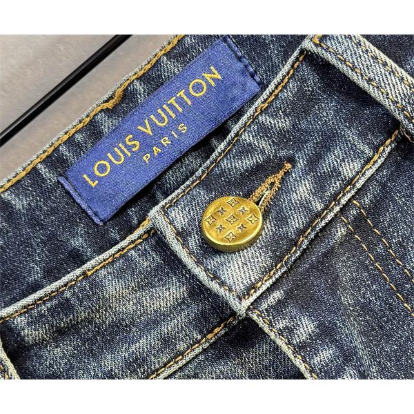 2025秋冬話題作・ネイビー 刺繍 LOUIS VUITTON ルイヴィトン コピー デニムパンツ トレンド最前線