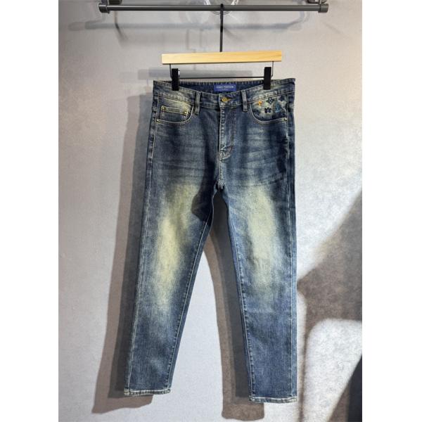 2025秋冬話題作・ネイビー 刺繍 LOUIS VUITTON ルイヴィトン コピー デニムパンツ トレンド最前線