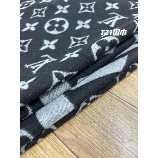 穏やか グレー 2025秋冬注目・上品シック LOUIS VUITTON ルイヴィトン スーパーコピー マフラー