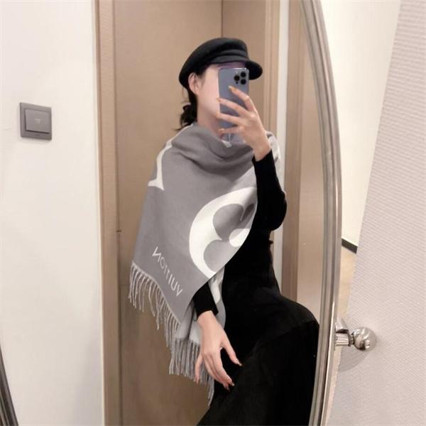 LOUIS VUITTON ルイヴィトン コピー ライトグレー 2025秋冬新作・洗練モダン マフラー