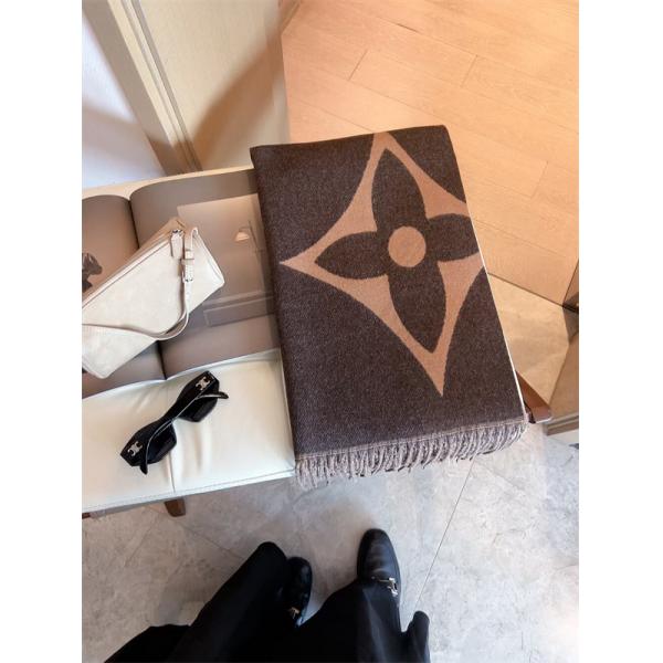 ブラック 2025秋冬推奨・魅力クラシック LOUIS VUITTON ルイヴィトン スーパーコピー マフラー