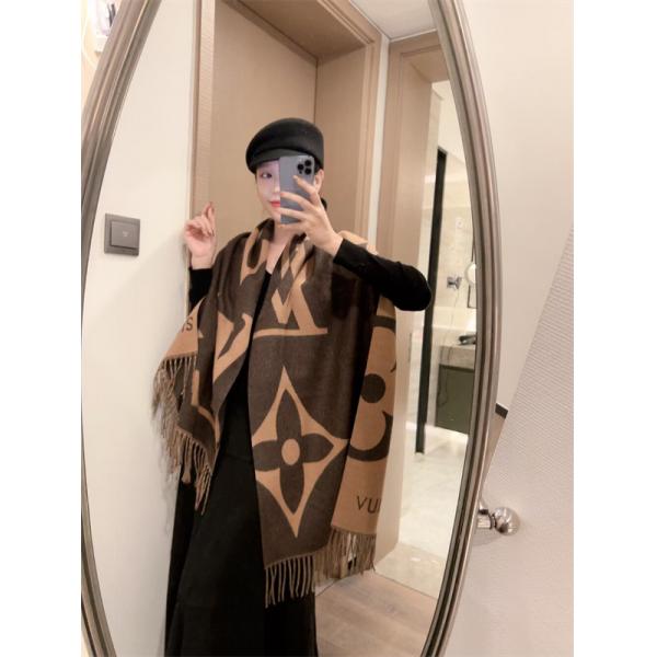 ブラック 2025秋冬推奨・魅力クラシック LOUIS VUITTON ルイヴィトン スーパーコピー マフラー