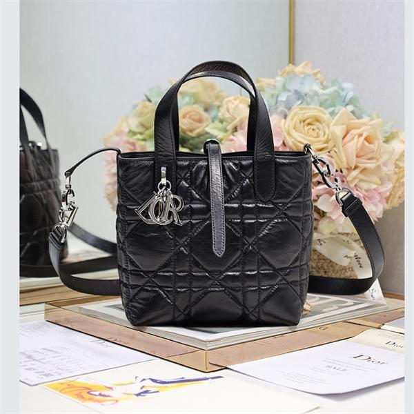 お洒落新作❤❤  ディオールハンドバッグコピーChristian Dior Paris  Toujours上質な一品