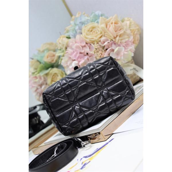 お洒落新作❤❤  ディオールハンドバッグコピーChristian Dior Paris  Toujours上質な一品