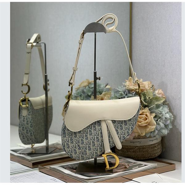 ❤Soft Saddle❤ディオールショルダーバッグコピー☆ 使い勝手 Dior 人気ブランド激レアアイテム激安通販