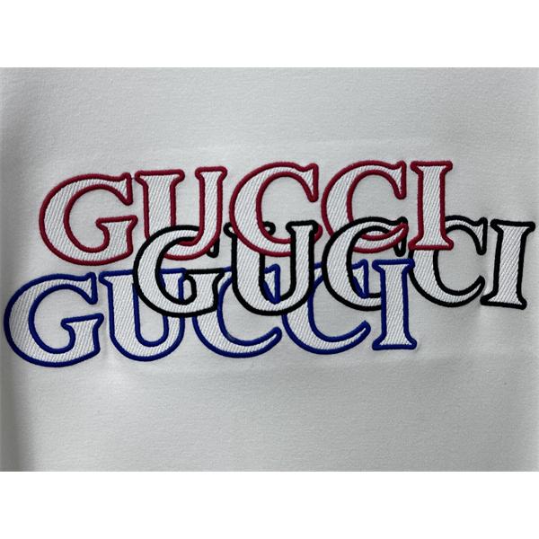  グッチ コピー 2025秋冬 トレンド ブラック GUCCI ロンT おしゃれ映え 人気上昇