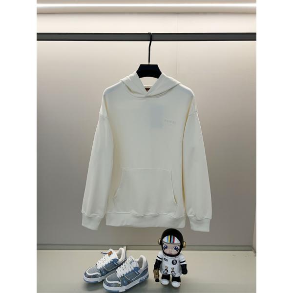 グッチ コピー 2025秋冬 ブラック GUCCI パーカー 洗練ミニマル 大人モード 売れ筋注目