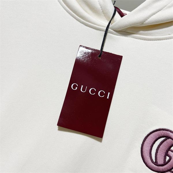 グッチ コピー 2025秋冬 高級暖か ブラック GUCCI ポイント パーカー モード感たっぷり