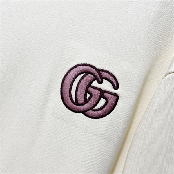 グッチ コピー 2025秋冬 高級暖か ブラック GUCCI ポイント パーカー モード感たっぷり