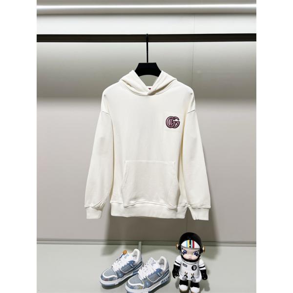 グッチ コピー 2025秋冬 高級暖か ブラック GUCCI ポイント パーカー モード感たっぷり