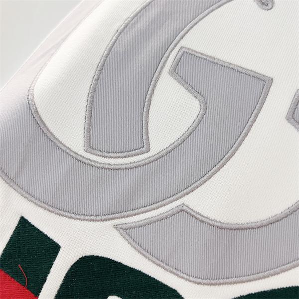 2025秋冬 トレンド最前線 ブラック GUCCI パーカー 存在感抜群 グッチ コピー