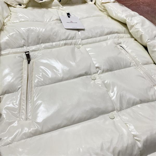 モンクレール コピー MONCLER 2025秋冬 新作 ブラック 高級 光沢 ロングダウンコート シルエット