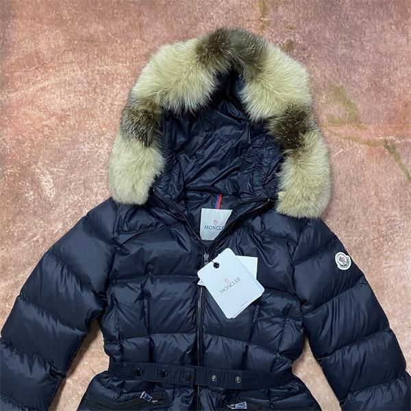 MONCLER モンクレール コピー 2025秋冬 ホワイト ダウンコート ウエストマーク 品エレガント