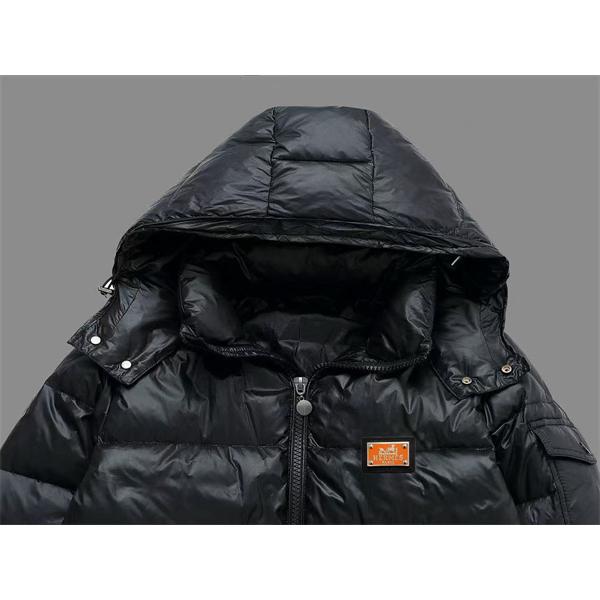 極暖 ブラック HERMES エルメス コピー ダウンジャケット バイカラーロゴ存在感 トレンド満載 