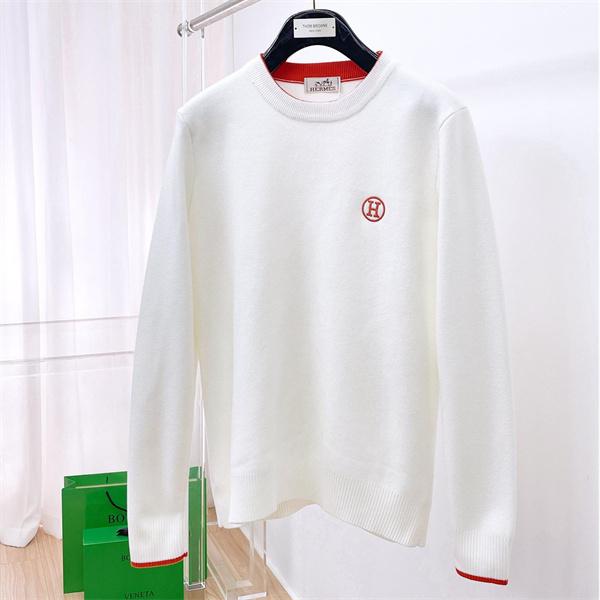 2025秋冬 上品 ホワイト HERMES ワンポイント ニットセーター 大人エレガント