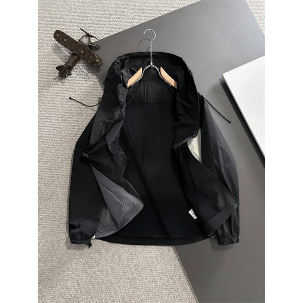 2025秋冬 機能性 ブラック×グレー HERMES エルメス コピー ジャケット 軽量スタイリッシュ