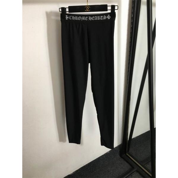 クロムハーツ コピー 2025秋冬 高級感 CHROME HEARTS ブラック CHロゴ スポーツブラ＆レギンスセット 美シルエット