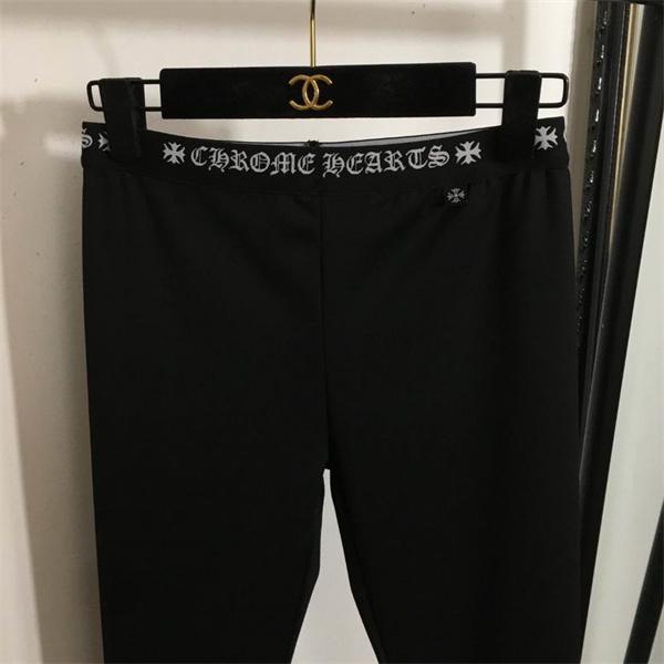 CHROME HEARTS 2025秋冬 スタイリッシュ ロゴ映え クロムハーツ コピー パンツ 美脚 魅力