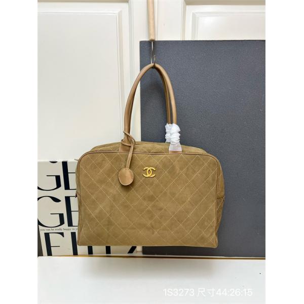 2025秋冬 CHANEL シャネル コピー トレンド 上品 ブラック スエード 通勤 人気 大容量 ハンドバッグ