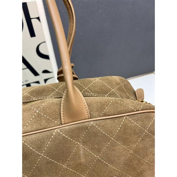 2025秋冬 CHANEL シャネル コピー トレンド 上品 ブラック スエード 通勤 人気 大容量 ハンドバッグ