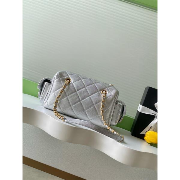 CHANEL シャネル コピー 2025秋冬 シルバー 大人気 上質感 メタリックキルティング バッグ