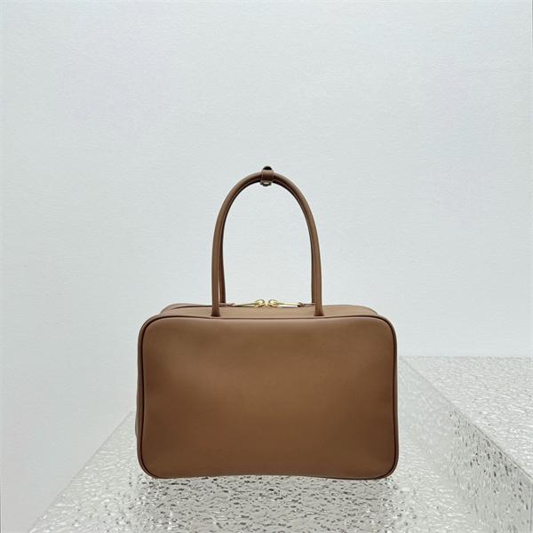 温もりキャメル 新作注目 シンプル上質 しっとりレザー ボックスバッグ MIUMIU ミュウミュウ コピー