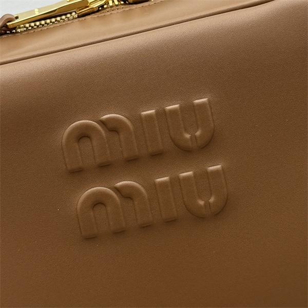 温もりキャメル 新作注目 シンプル上質 しっとりレザー ボックスバッグ MIUMIU ミュウミュウ コピー