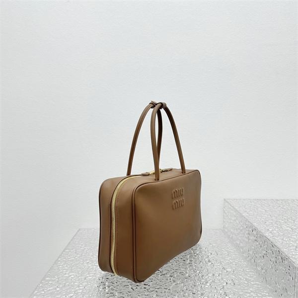 温もりキャメル 新作注目 シンプル上質 しっとりレザー ボックスバッグ MIUMIU ミュウミュウ コピー