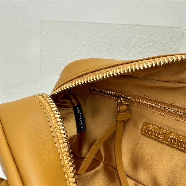2025秋冬 ぬくもりマスタード 人気必須 ボストンバッグ MIUMIU ミュウミュウ スーパーコピー