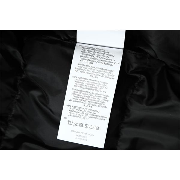 ブラック タフ素材 高機能 防水仕上げ STONE ISLAND ストーンアイランド コピー  ダウンジャケット 