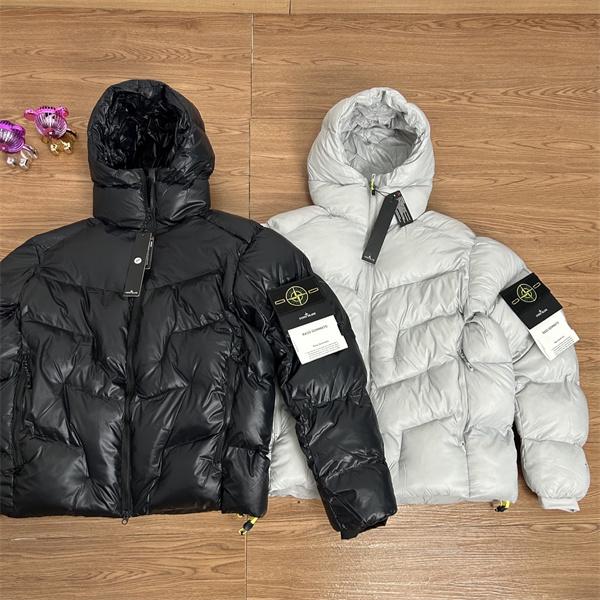 STONE ISLAND ストーンアイランド 偽物  光沢ブラック人気急増 ボリューム感 美シルエット ダウンジャケット