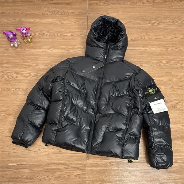 STONE ISLAND ストーンアイランド 偽物  光沢ブラック人気急増 ボリューム感 美シルエット ダウンジャケット