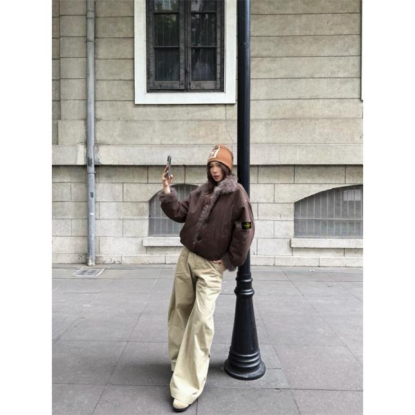 STONE ISLAND ストーンアイランド コピー  2025秋冬 ブラック 人気 ふんわり裏起毛 ジュアル ダウンジャケット